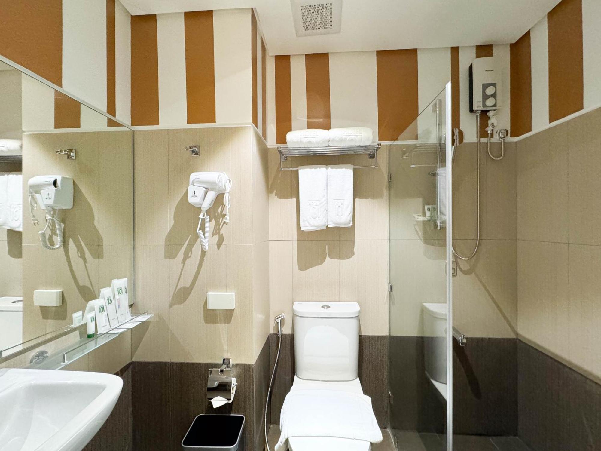 Hotel101 - Fort Taguig Extérieur photo